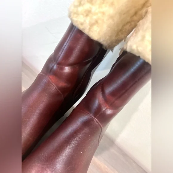 Womens Reddish Brown W Beige Fuzzy Faux Fur Heeled Booties Boots Size 8 - Picture 16 of 16